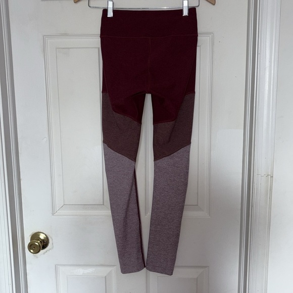 Outdoor Voices Burgundy Tri Color 7/8 Leggings - Picture 5 of 6